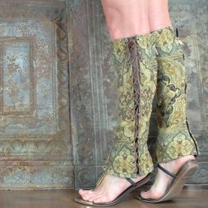 Knee High Lace Up Boots Tapestry